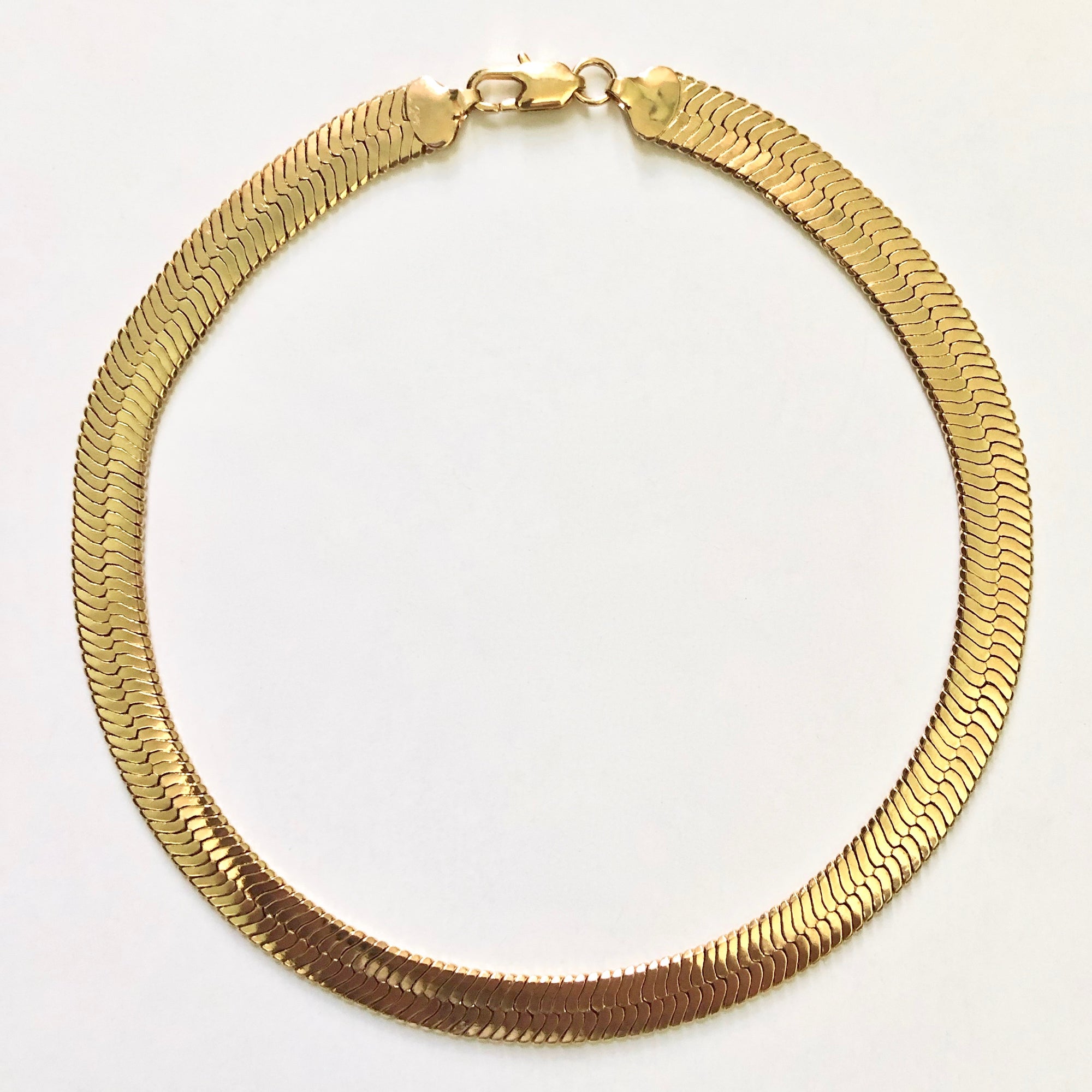 HAILEY THICK HERRINGBONE CHAIN NECKLACE, SHORT - GOLD