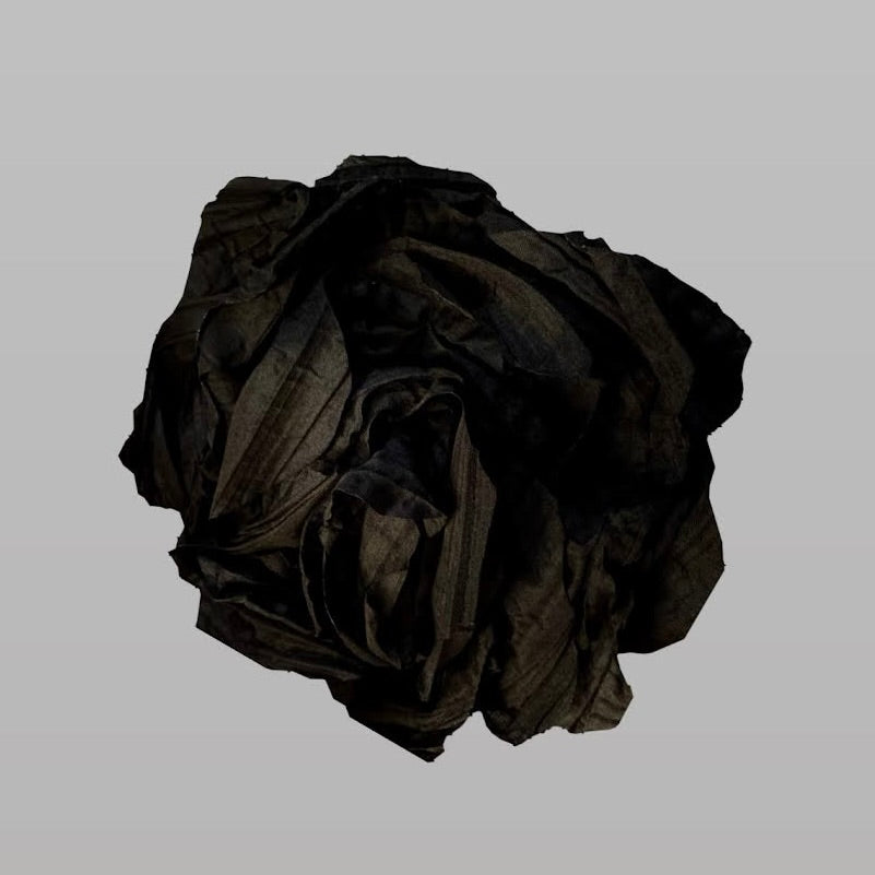 COLETTE PLISSÉ OVERSIZED ROSETTE BROOCH - BLACK