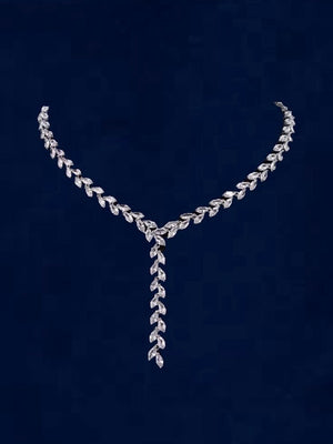 RANIA POINTED V ESTATE LARIAT
