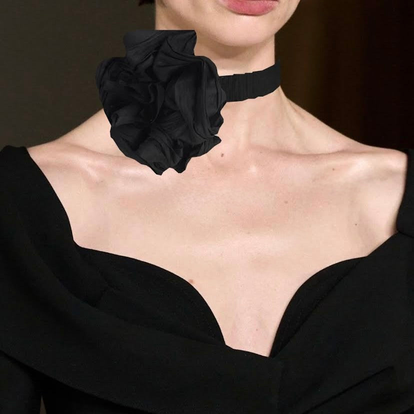 COLETTE TUXEDO BAND FLORETTE CHOKER / BROOCH - BLACK