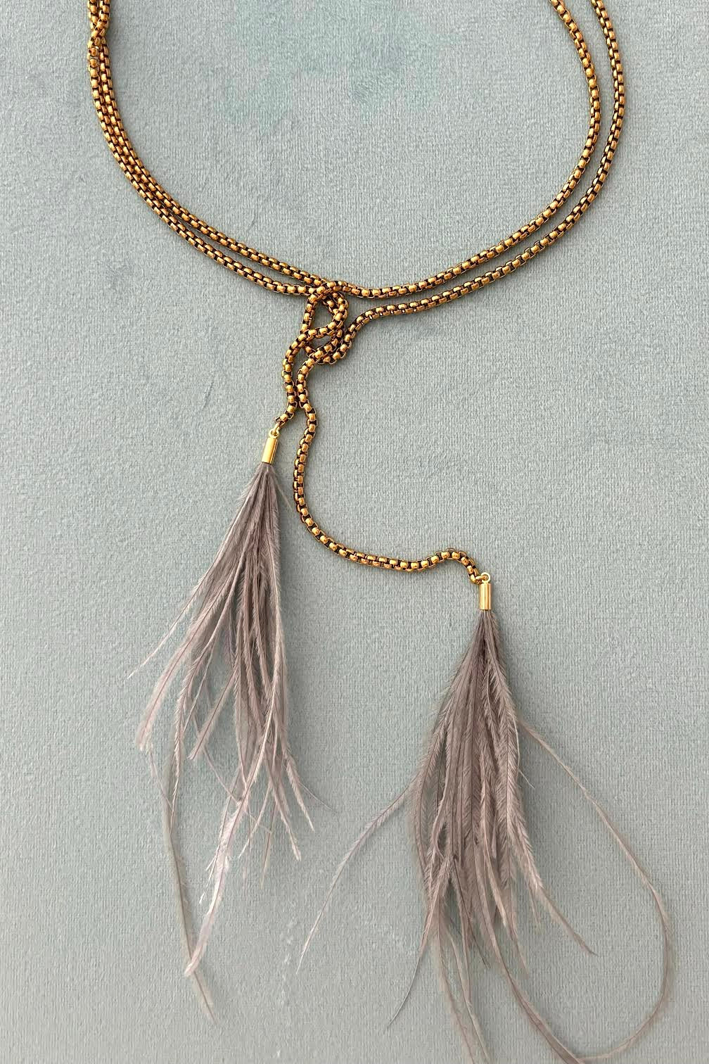 CANYON FEATHER LARIAT - DOLPHIN