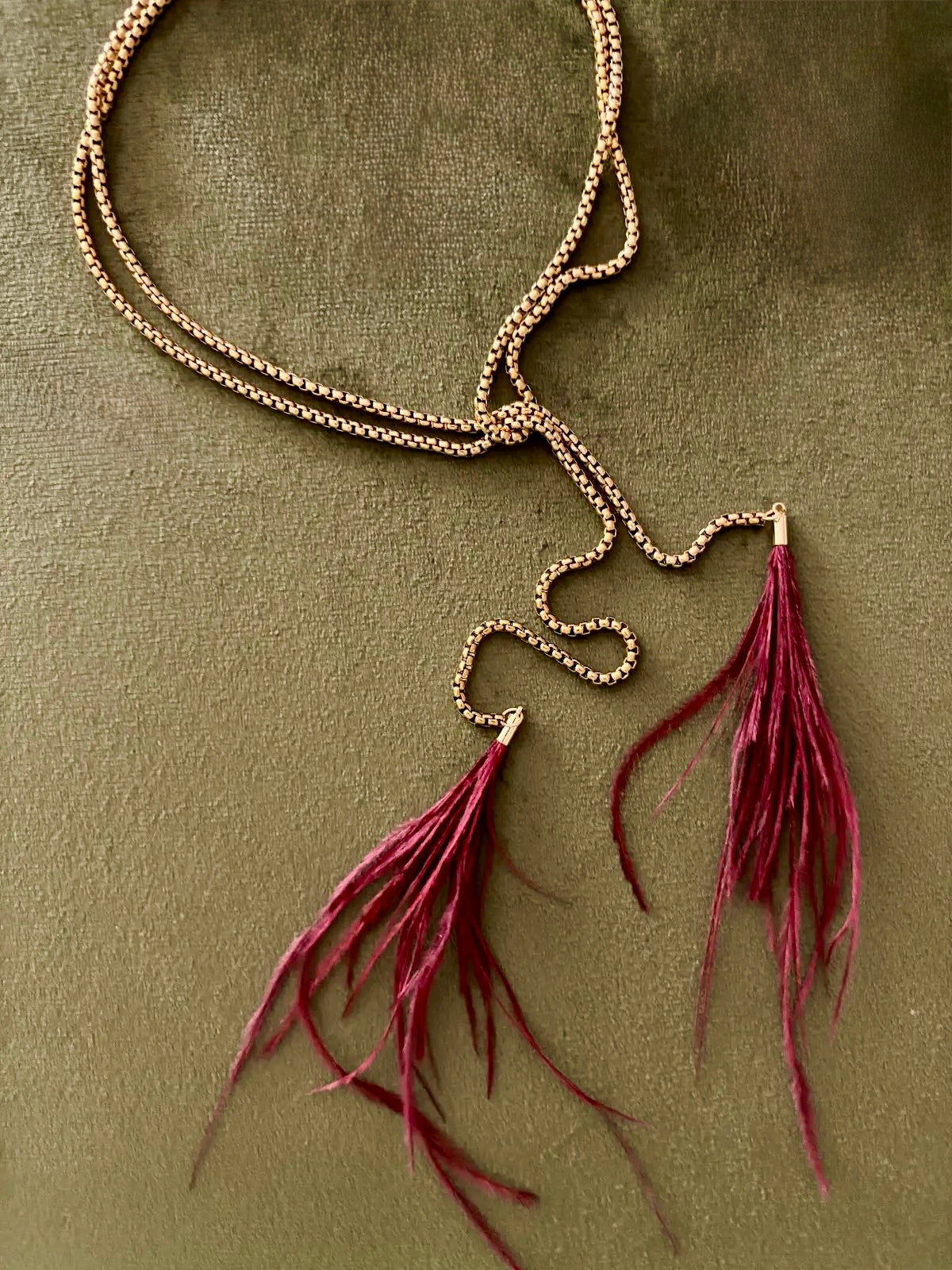 CANYON FEATHER LARIAT - BORDEAUX