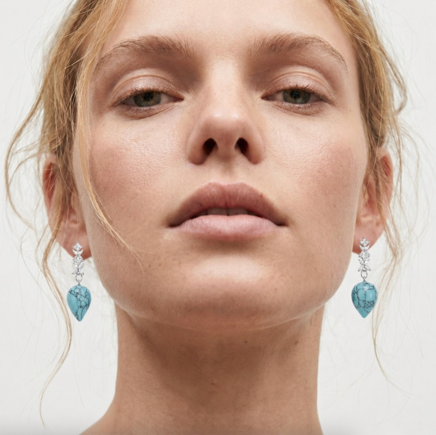 GUMDROP PENDULUM EARRING - ROSE QUARTZ