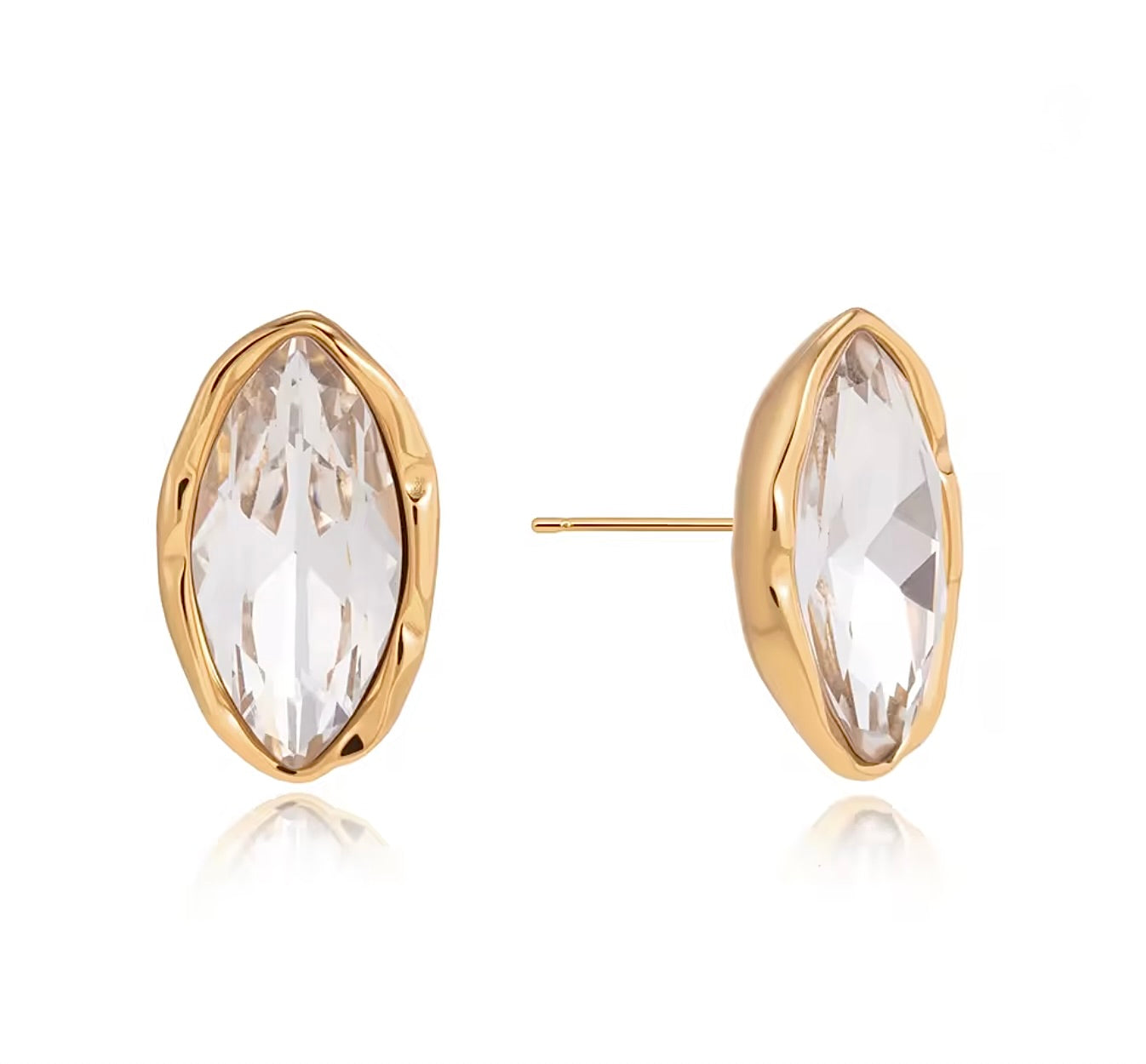 HAMMERED MARQUIS STUD - GOLD