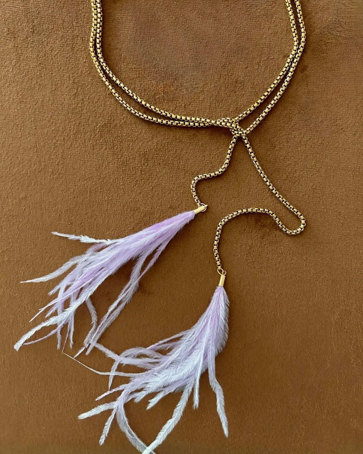 CANYON FEATHER LARIAT - LILAC