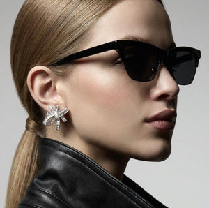 BAGUETTE BOW CLUSTER EARRINGS - RHODIUM