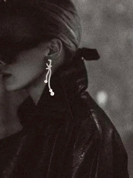 DOTTED PEARL ESTATE DOORKNOCKER EARRINGS