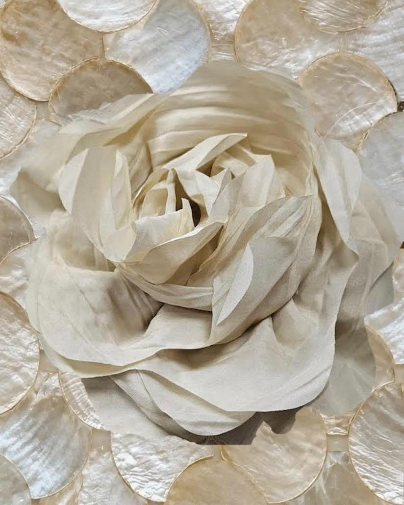 COLETTE PLISSÉ OVERSIZED ROSETTE BROOCH - CREME