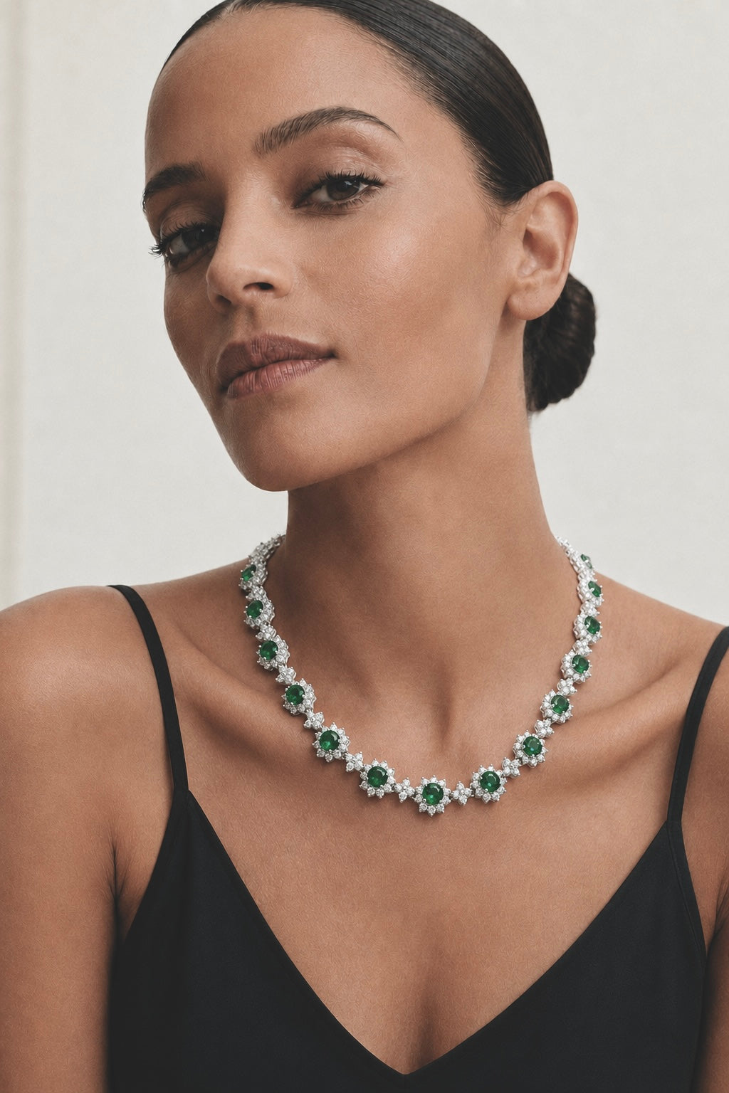 MARGUERITTE ESTATE COLLAR - EMERALD