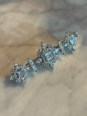 THE GENEVIEVE ESTATE BARRETTE