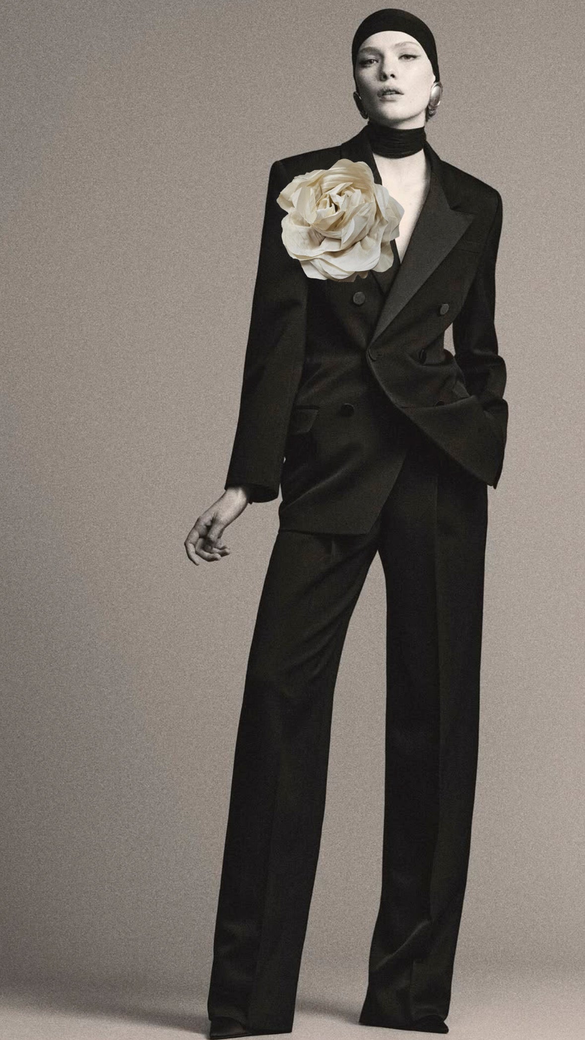 COLETTE PLISSÉ OVERSIZED ROSETTE BROOCH - CREME