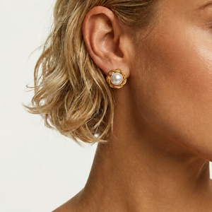 BELLA PEARL BUTTON EARRINGS - GOLD