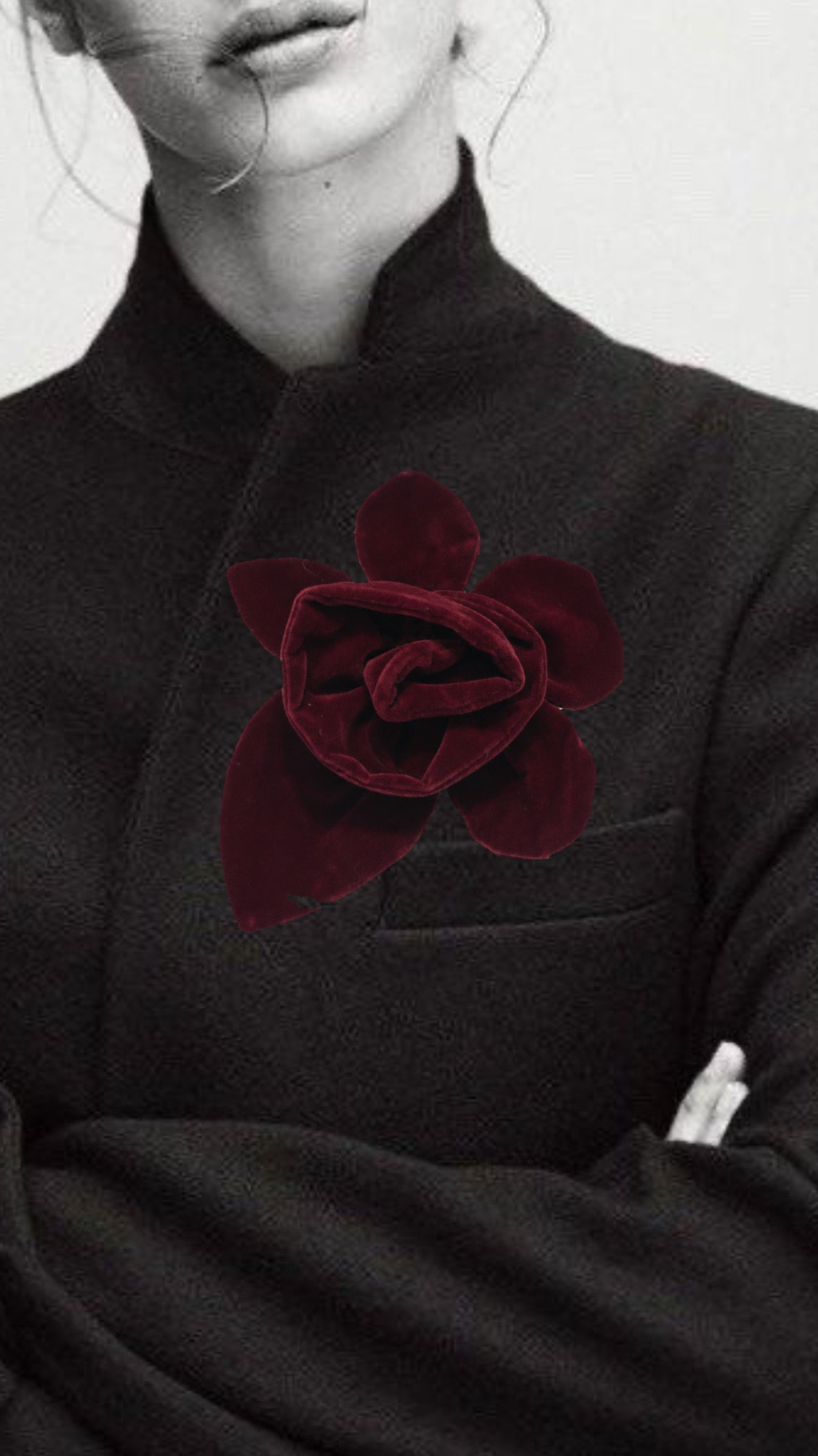 MAKÓ PAPER DOLL CUT OUT VELVET BROOCH - BORDEAUX