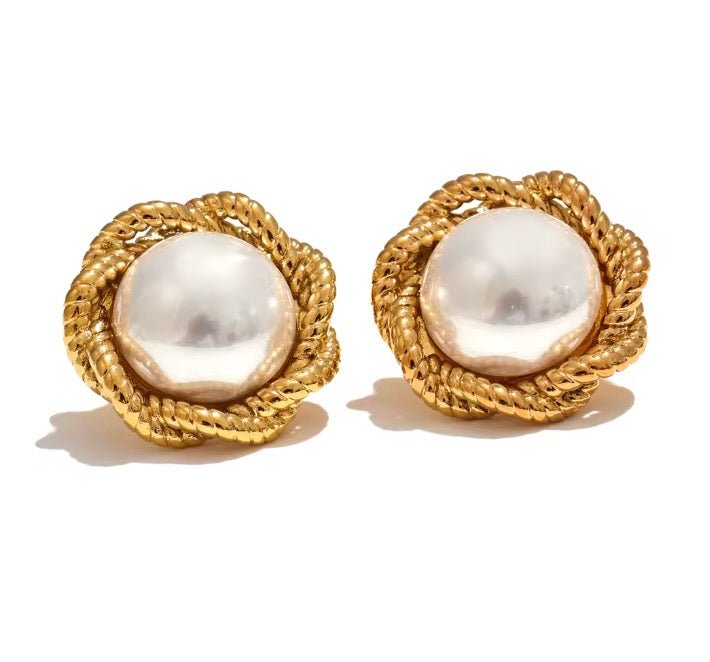 BELLA PEARL BUTTON EARRINGS - GOLD
