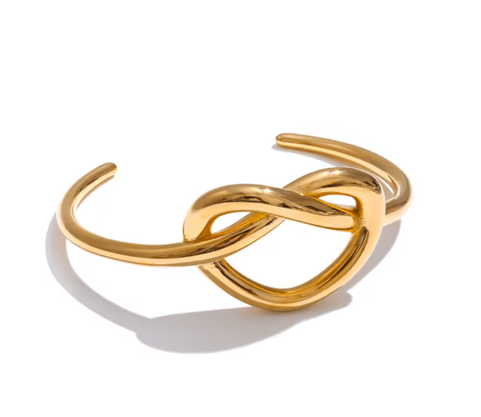 SCULPTURAL KNOT CUFF