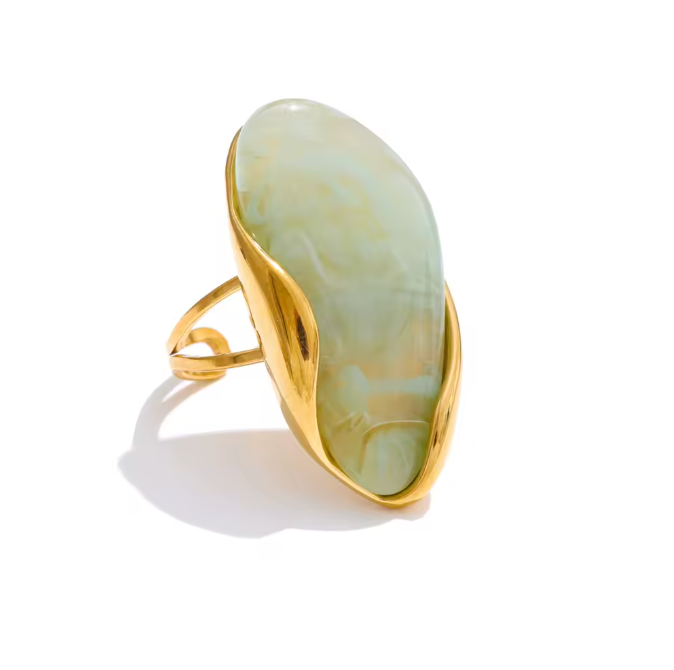 PALM BEACH RESIN PEBBLE RING - CELEDON