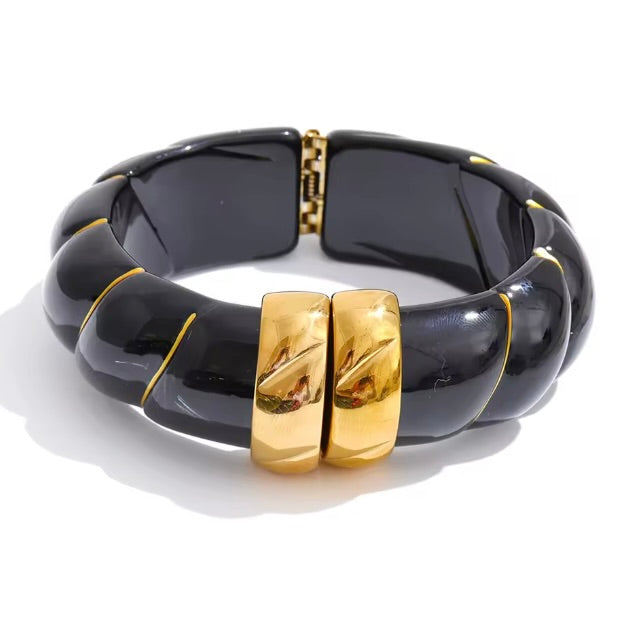 SCALLOPED RESIN AND BRASS CUFF - OBSIDIAN