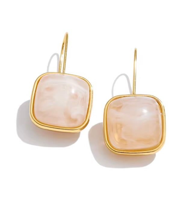 PALM BEACH RESIN DROP EARRING - CLOUD