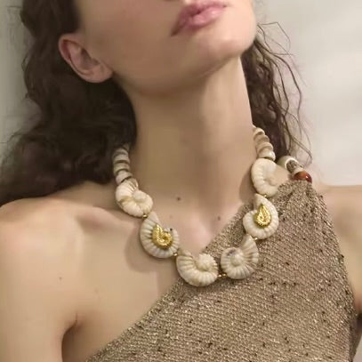 NAUTILUS RESIN COLLAR