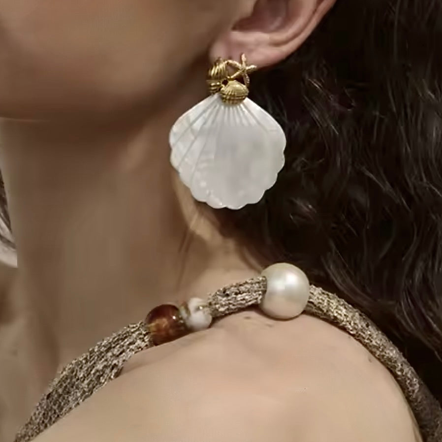 ETCHED MOTHER OF PEARL SHELL EARRING