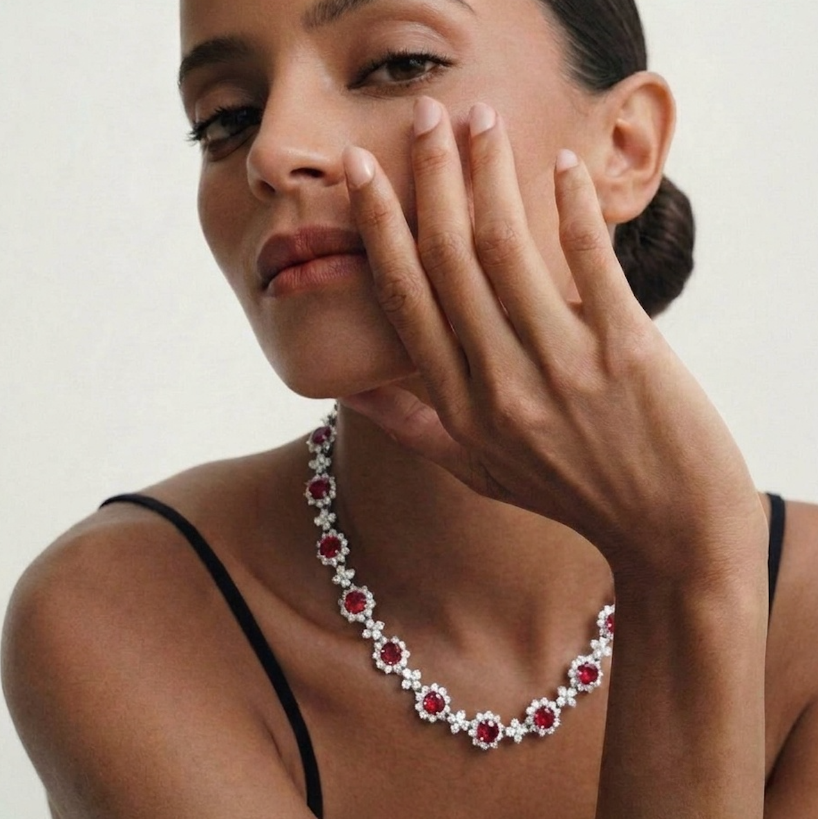 MARGUERITTE ESTATE COLLAR - RUBY