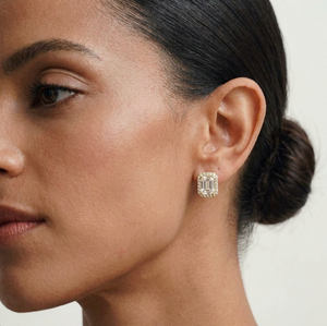 MINI EMERALD CUT STUD EARRINGS - GOLD