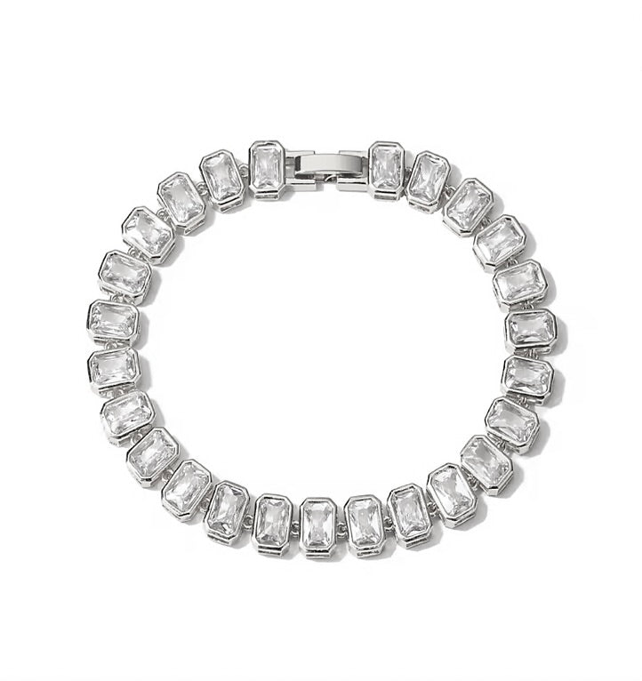 LEXINGTON EMERALD CUT BEZEL SET BRACELET - RHODIUM