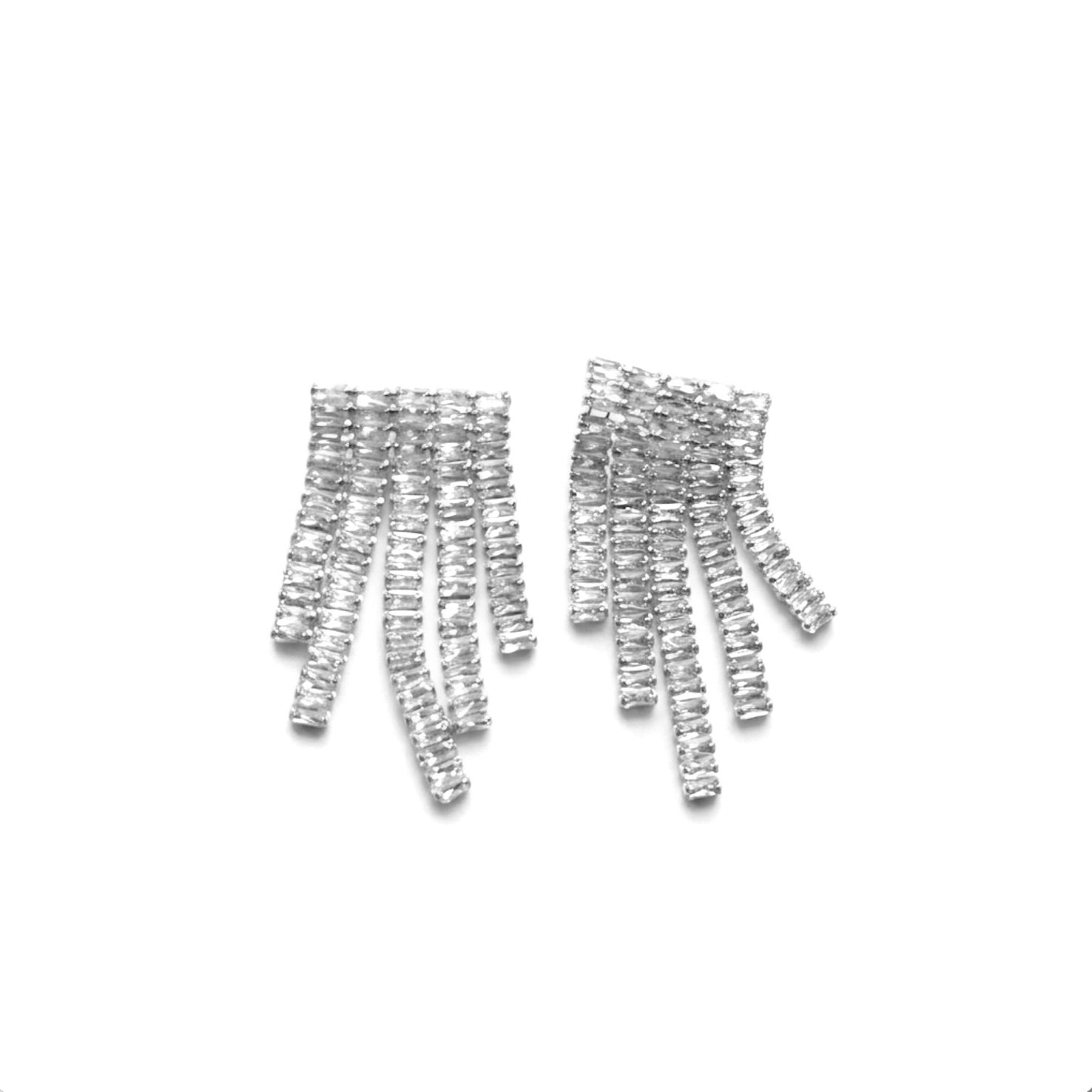 DANCING BAGUETTES FRINGE EARRING - SILVER