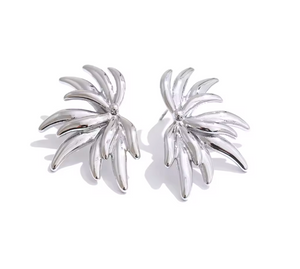 FERN FAN EARRING - GOLD/$70 USE CODE SALE50