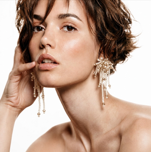 WEEPING WILLOW HAND BEADED EARRING - PEARL