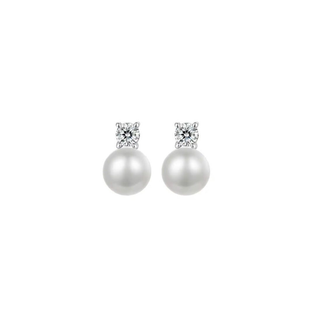 BABY PEARL DROP STUD