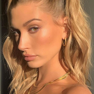 Hailey Bieber wearing the FALLON herringbone chain necklaces in MEDIUM and SHORT lengths.